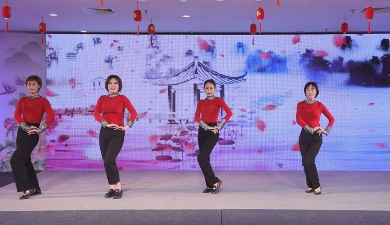 不忘初心 衷愫韶華——龍港集團迎新春文化盛宴震撼來襲！