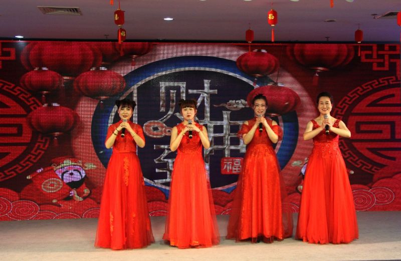 不忘初心 衷愫韶華——龍港集團迎新春文化盛宴震撼來襲！